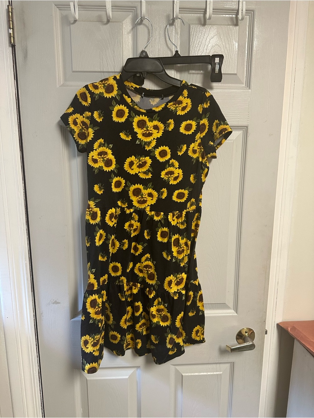 Black Sunflower Print Short Sleeve Tiered Dress girls